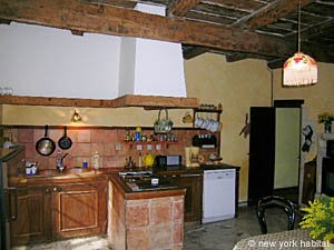 South France - Alpilles - 4 Bedroom - Mas accommodation - kitchen (PR-718) photo 8 of 8