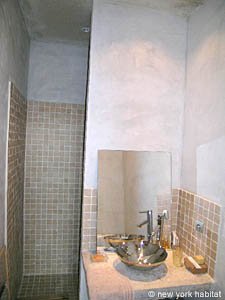 South France - Alpilles - 5 Bedroom - Mas accommodation - bathroom 1 (PR-719) photo 1 of 5