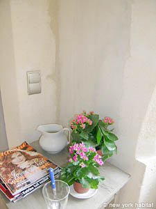 South France - Alpilles - 5 Bedroom - Mas accommodation - bedroom 3 (PR-719) photo 6 of 7