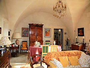 South France - Alpilles - 5 Bedroom - Mas accommodation - living room (PR-719) photo 14 of 17