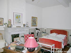 South France - Alpilles - 5 Bedroom - Mas accommodation - bedroom 2 (PR-719) photo 1 of 7