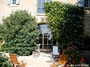 South France - Alpilles - 2 Bedroom accommodation - bedroom 2 (PR-720) photo 7 of 7