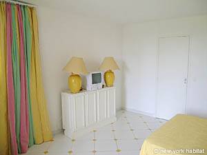 Sud de la France T8 - Villa appartements location vacances chambre 3 photo 100