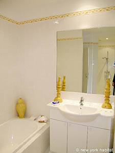Sud de la France T8 - Villa appartements location vacances salle d'eau 3 photo 105