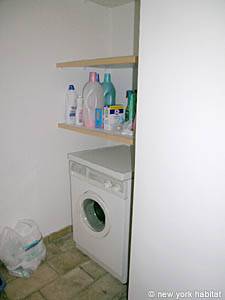 South France - French Riviera - 3 Bedroom - Townhouse accommodation - kitchen (PR-722) photo 4 of 5
