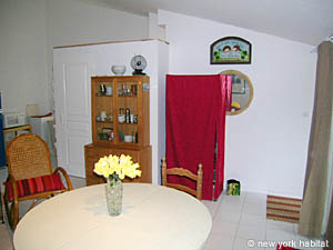 South France - Montpellier Region - Studio accommodation - living room (PR-724) photo 3 of 7