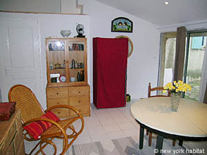 South France - Montpellier Region - Studio accommodation - living room (PR-724) photo 5 of 7