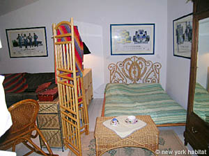 South France - Montpellier Region - Studio accommodation - living room (PR-724) photo 6 of 7
