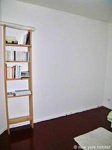 South France - Aix en Provence - Marseilles - 2 Bedroom - Maison de Village accommodation - bedroom 2 (PR-728) photo 2 of 3