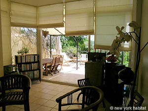 S&uuml;dfrankreich 4 Zimmer - Villa wohnung bed breakfast - wohnzimmer 1 (PR-730) photo 3 von 9