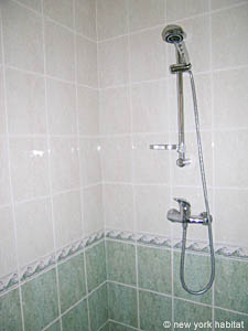 S&uuml;dfrankreich 4 Zimmer - Villa wohnung bed breakfast - badezimmer 1 (PR-730) photo 1 von 3