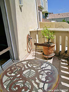 S&uuml;dfrankreich 4 Zimmer - Villa wohnung bed breakfast - wohnzimmer 2 (PR-730) photo 9 von 9