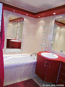 S&uuml;dfrankreich 4 Zimmer - Villa wohnung bed breakfast - badezimmer 2 (PR-730) photo 3 von 4