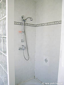S&uuml;dfrankreich 4 Zimmer - Villa wohnung bed breakfast - badezimmer 3 (PR-730) photo 2 von 3