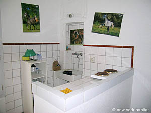 South France - Aix en Provence - Marseilles - Studio apartment - kitchen (PR-736) photo 1 of 3