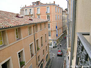 South France - Aix en Provence - Marseilles - Studio apartment - living room (PR-736) photo 5 of 5