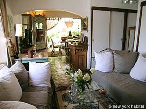 South France 3 Bedrooms - Villa accommodation living room photo 4