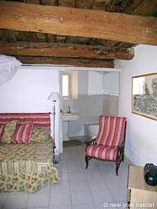 South France - Alpilles - Studio accommodation - living room (PR-742) photo 4 of 7
