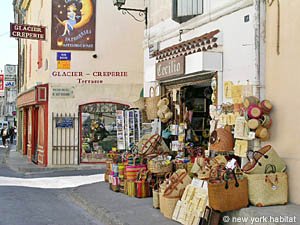 South France - Alpilles - Studio accommodation - other (PR-742) photo 4 of 6