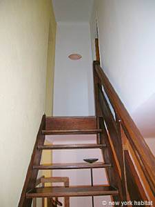 South France - Upper Var - 2 Bedroom - Villa accommodation - bedroom 1 (PR-744) photo 1 of 6