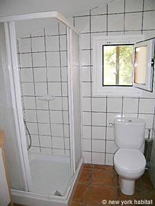 South France - Upper Var - 2 Bedroom - Villa accommodation - bathroom 1 (PR-744) photo 2 of 4