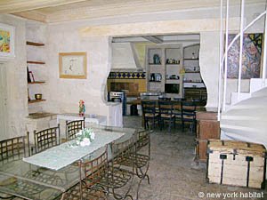 Sud de la France - Avignon et sa r&eacute;gion - T6 appartements location vacances - s&eacute;jour 2 (PR-745) photo 1 de 4