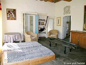 Sud de la France - Avignon et sa r&eacute;gion - T6 appartements location vacances - chambre 1 (PR-745) photo 2 de 8