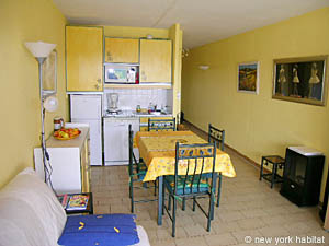 South France 1 Bedroom accommodation - living room (PR-749) photo 5 of 5