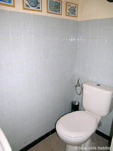 South France - French Riviera - 1 Bedroom accommodation - bathroom (PR-751) photo 4 of 5