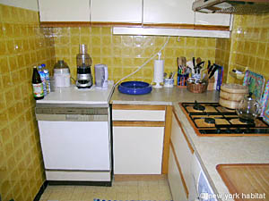 South France - French Riviera - 1 Bedroom accommodation - kitchen (PR-751) photo 3 of 4