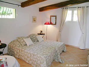 South France 3 Bedroom - Villa accommodation - bedroom 1 (PR-754) photo 1 of 4