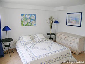 South France 3 Bedroom - Villa accommodation - bedroom 2 (PR-754) photo 2 of 4