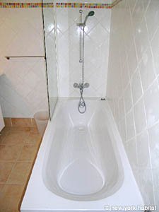 South France 3 Bedroom - Villa accommodation - bathroom 2 (PR-754) photo 3 of 4