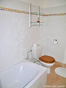 South France 3 Bedroom - Villa accommodation - bathroom 2 (PR-754) photo 4 of 4