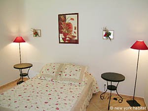 South France 3 Bedroom - Villa accommodation - bedroom 3 (PR-754) photo 2 of 5