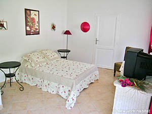 South France 3 Bedroom - Villa accommodation - bedroom 3 (PR-754) photo 3 of 5