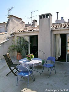 South France - Aix en Provence - Marseilles - 1 Bedroom accommodation - Apartment reference PR-755