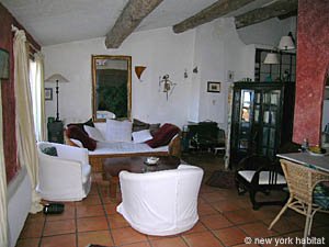 Sud de la France - Aix en Provence - Marseille - T3 logements location appartements - salle d'eau 1 (PR-755) photo 3 de 3