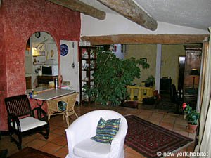 South France - Aix en Provence - Marseilles - 1 Bedroom accommodation - living room (PR-755) photo 1 of 10