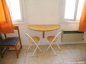 South France - Aix en Provence - Marseilles - Studio apartment - living room (PR-756) photo 3 of 5