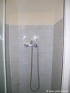 South of France - Provence - 1 Bedroom apartment - bathroom (PR-757) photo 2 of 3