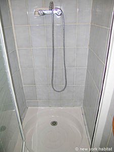 South of France - Provence - 1 Bedroom apartment - bathroom (PR-757) photo 3 of 3