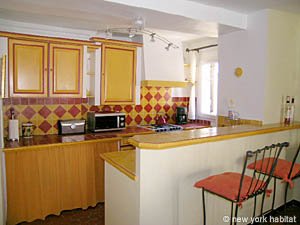 South France - Aix en Provence - Marseilles - 1 Bedroom accommodation - kitchen (PR-758) photo 1 of 3