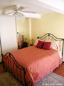 South France - Aix en Provence - Marseilles - 1 Bedroom accommodation - bedroom (PR-758) photo 1 of 4