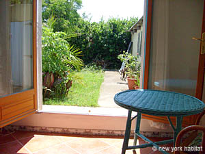 South France - Camargue - Blue Coast - 4 Bedroom - Duplex - Villa accommodation - living room (PR-760) photo 7 of 8
