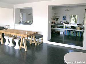 South France - Provence Luberon - 5 Bedroom - Mas accommodation - living room (PR-766) photo 3 of 22