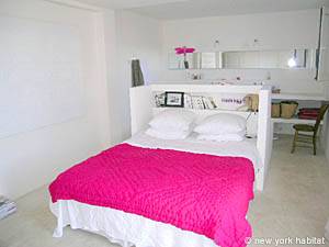 South France - Provence Luberon - 5 Bedroom - Mas accommodation - bedroom 1 (PR-766) photo 2 of 4