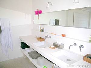 South France - Provence Luberon - 5 Bedroom - Mas accommodation - bathroom 1 (PR-766) photo 3 of 5