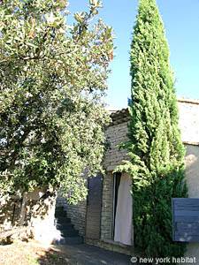 South France - Provence Luberon - 5 Bedroom - Mas accommodation - bedroom 2 (PR-766) photo 8 of 8