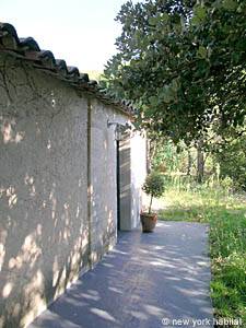 South France - Provence Luberon - 5 Bedroom - Mas accommodation - bedroom 5 (PR-766) photo 6 of 7